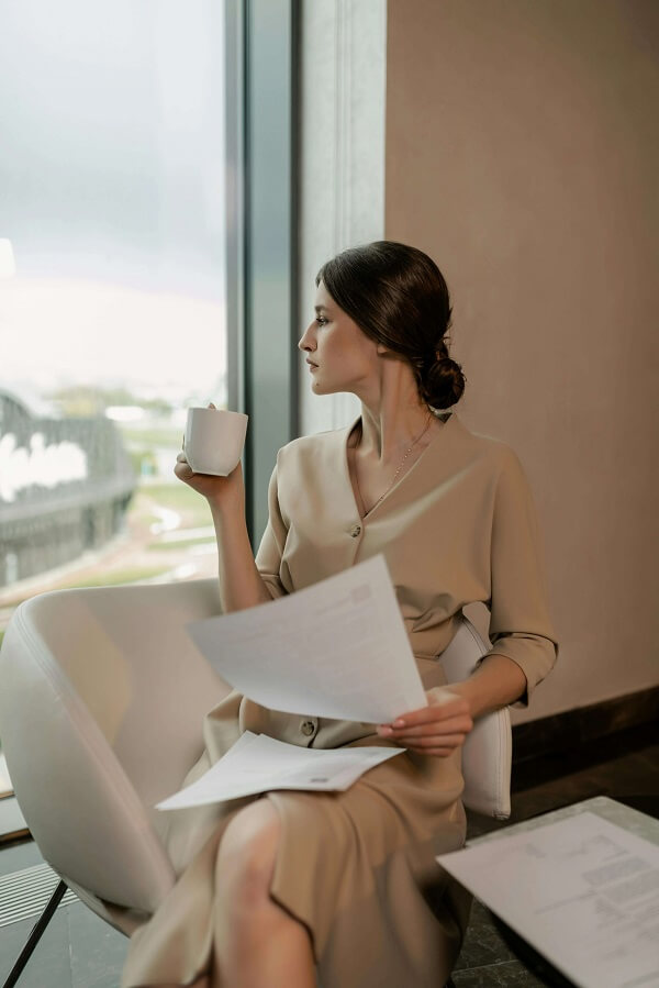 Feminine Midi Dress for a Coffee Date